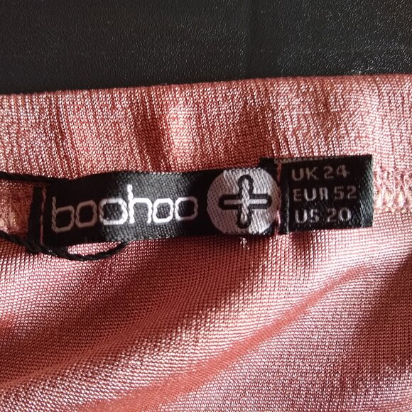 boohoo Rose Pink Plus Lois Asymmetric Midi Dress - Picture 6 of 6